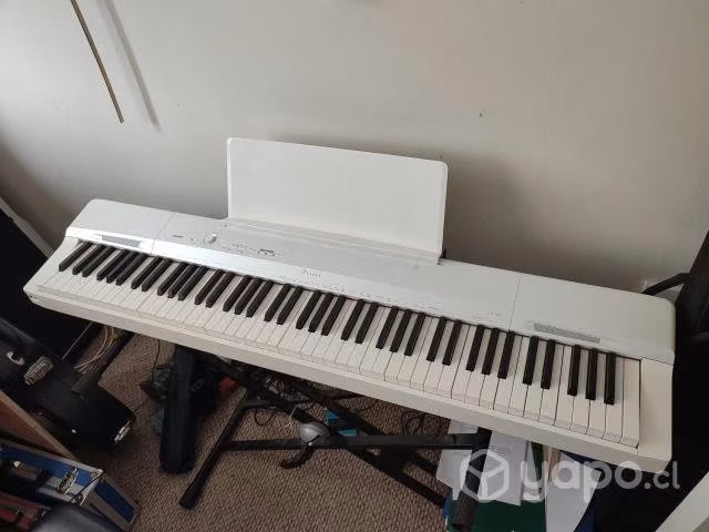 Piano Casio Privia. PX 160