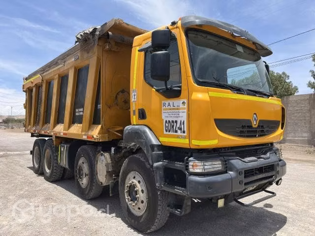 Por renovación de flota, se vende camión