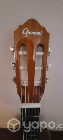 Guitarra acústica Giannini + Funda semi rígida