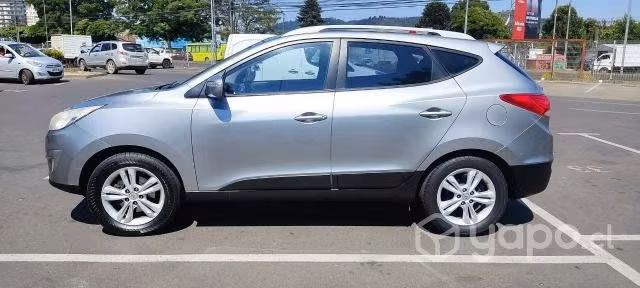 Hyundai tucson 2012