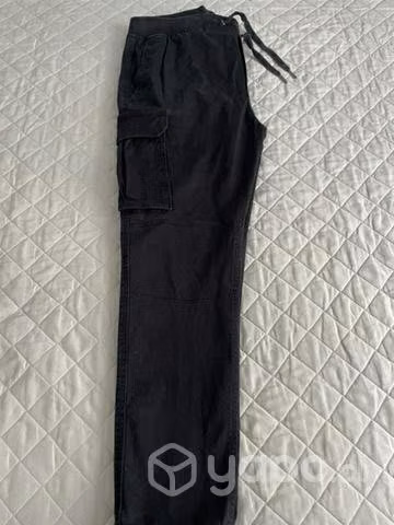 Pantalón Cargo Oscuro - Imagen 3