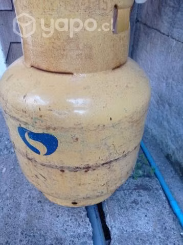 Se vende galón de 15 medio lleno