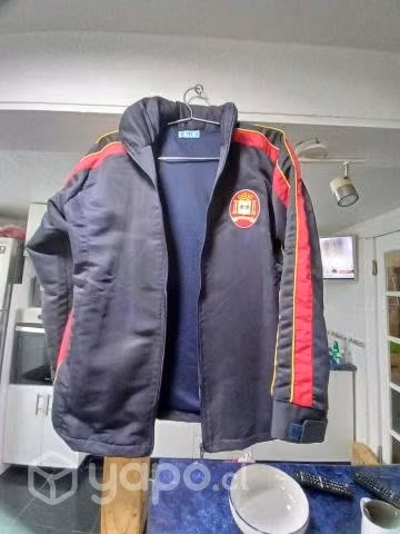 Vendo chaqueta institucional colegio hispano - Imagen 2