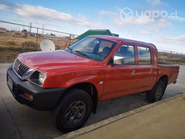Mitsubishi l200