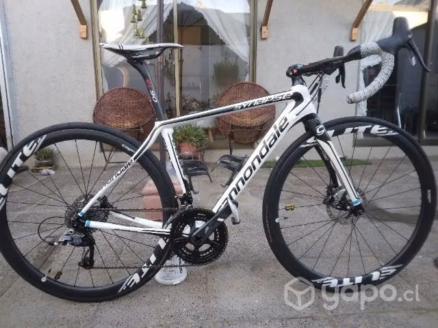 bicicleta ruta carbono semi nueva
