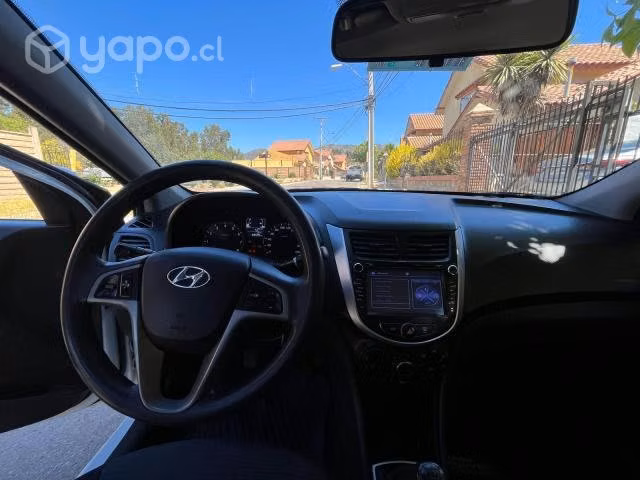 Hyundai accent 2016