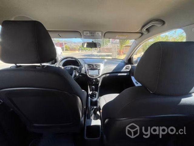 Hyundai accent 2016