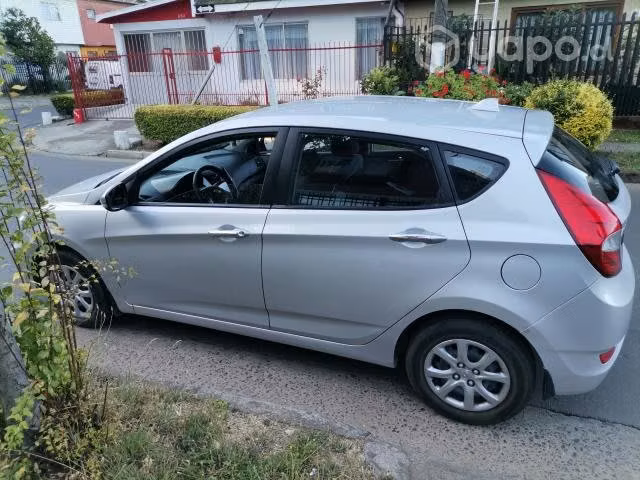 Hyundai accent