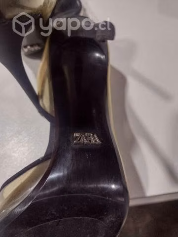 Zapatos chalada y Zara