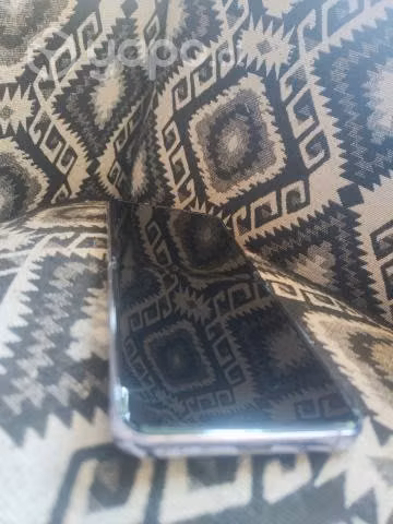 Samsung Galaxy ZFlip4 256gb color lavanda - Imagen 6