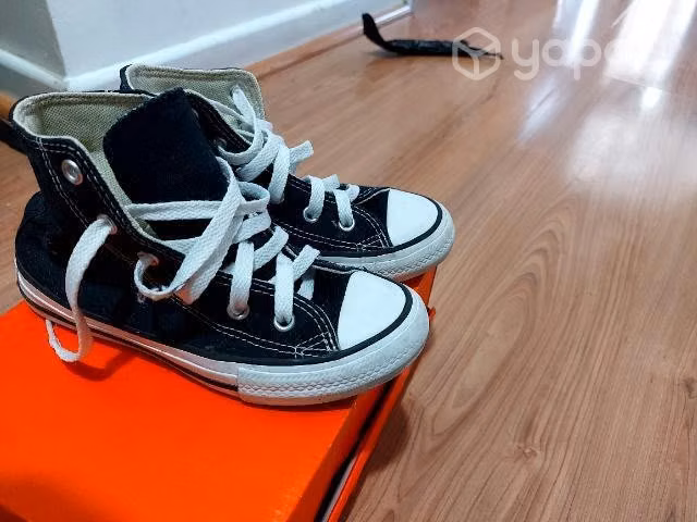Zapatillas converse como nuevas - Imagen 2