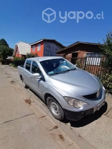 Se vende camioneta ssangyong actyon sport año 2011