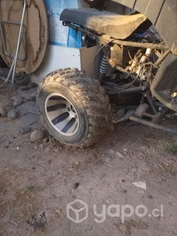 Vendo Cuadrimoto ( moto 50 CC 4x4 )