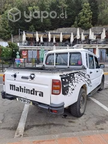 Mahindra pick up 2012 4x2