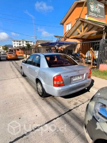 Mazda 323 2003