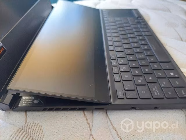 Asus ROG Zephyrus duo 15 se