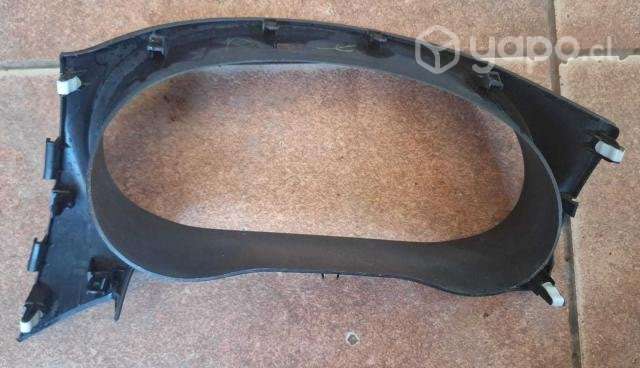 Moldura sinoptico Mitsubishi Montero G - Imagen 2