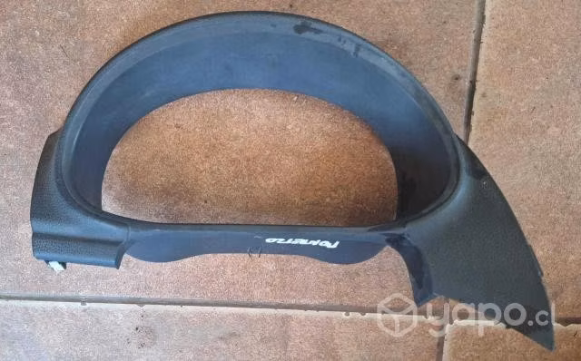 Moldura sinoptico Mitsubishi Montero G