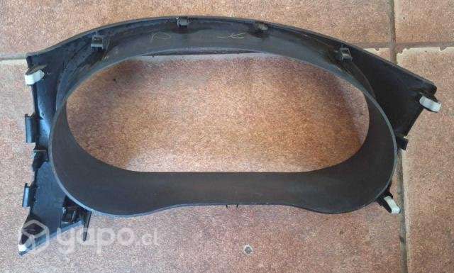 Moldura sinoptico Mitsubishi Montero G - Imagen 3