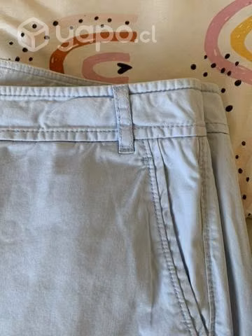 Pantalón Tommy Hilfinger en talla 38.(4)