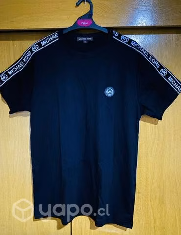Polera MK talla XL - Nueva