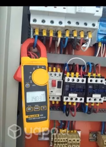 Servicios eléctricos.