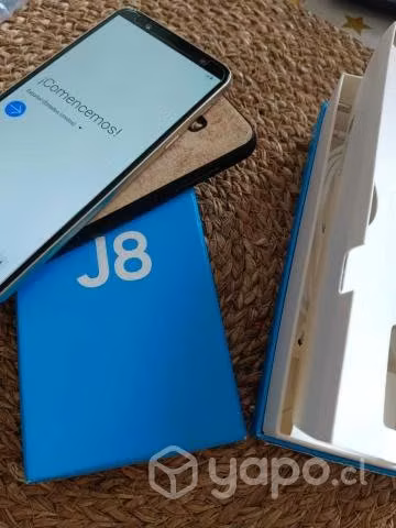 Celular Samsung Galaxy J8 de 32 GB - Imagen 2