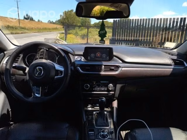 Mazda 6 diesel GPS full tope de línea
