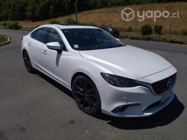 Mazda 6 diesel GPS full tope de línea