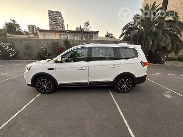 SUV 7pax Decreto 80