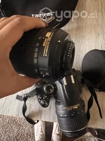 Camara NIKON d5000