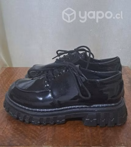 Zapatos charol