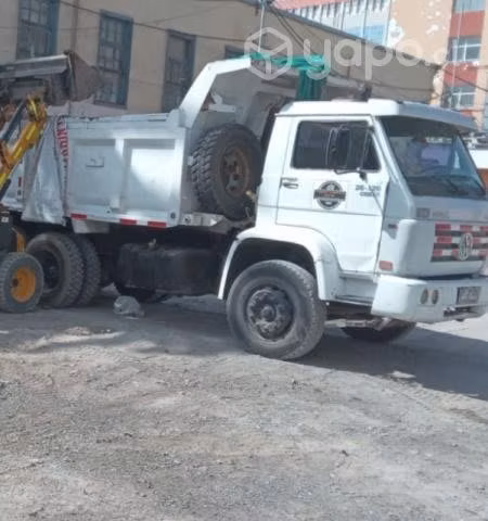 Vendo camión tolva Volkswagen trabajando