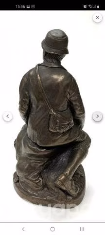 Figura de bronce