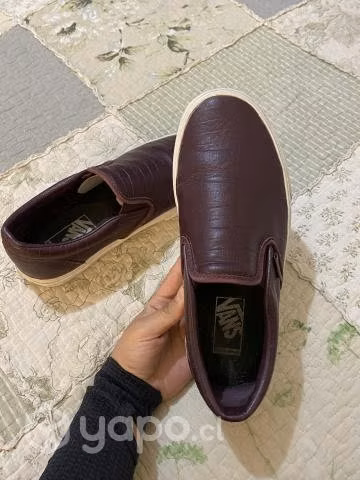 Zapatillas VANS de cuero burdeo 38,5 - Imagen 3