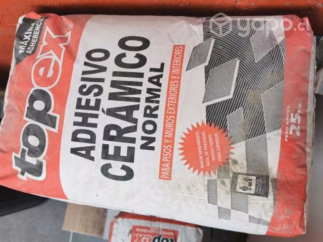 Adhesivo cerámico