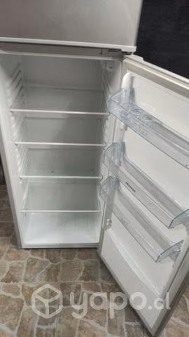 Refrigerador 270L frío directo
