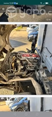 Camion hino XZU 300 7.5