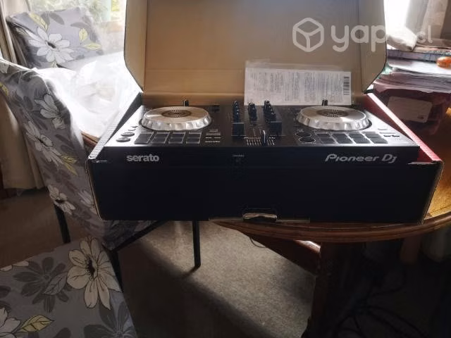 Controlador dj pioneer nueva