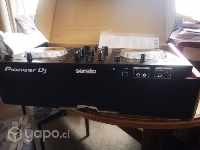 Controlador dj pioneer nueva