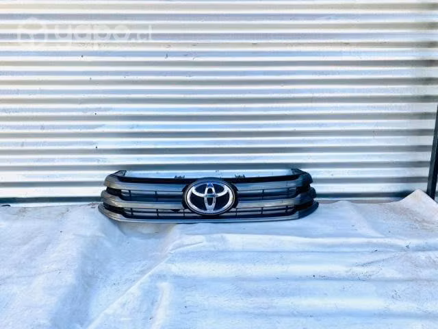 Máscara toyota hilux