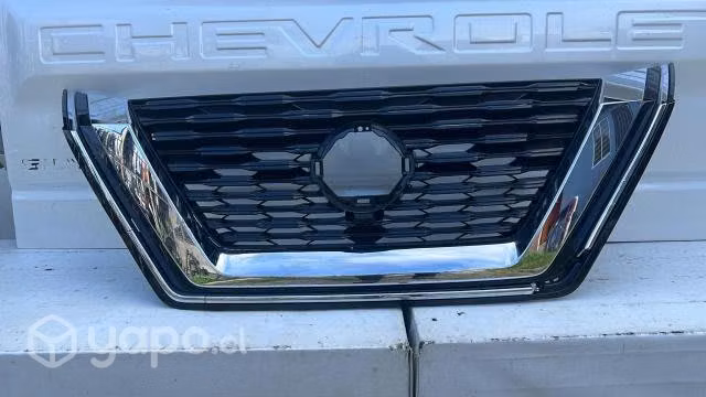Nissan xtrail mascara (23-24)