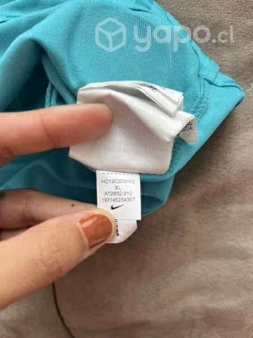 Polera Original Barcelona talla niño XL