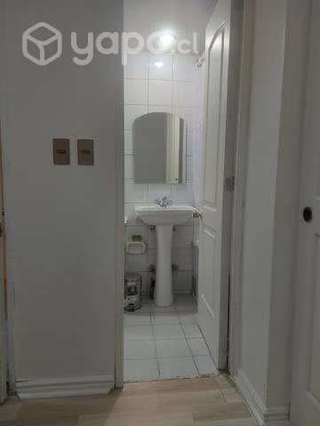 Pieza amoblada MUJER Las Condes