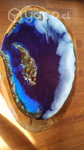 Mesas con resina epoxica
