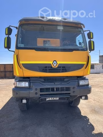 Renault modelo kerax 460 hp año 2013