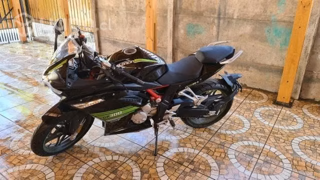 Se vende moto Loncin gp300 Patente WFH-87