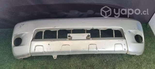 Parachoque delantero toyota hilux 2008