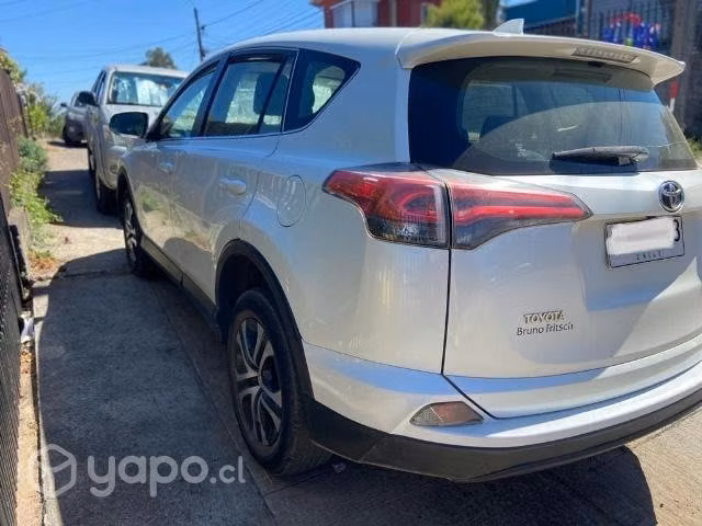 Vendo Rav4 full 2017 - Imagen 2