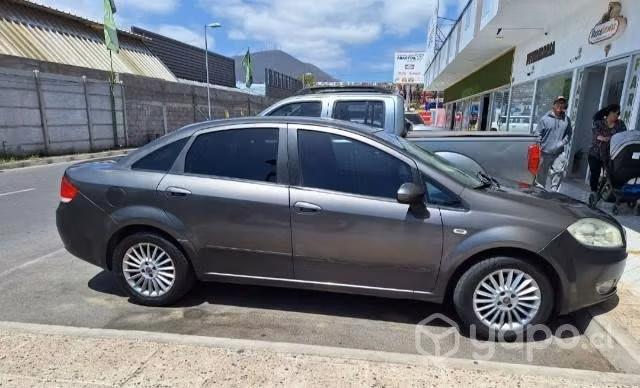 Fiat Linea 2012